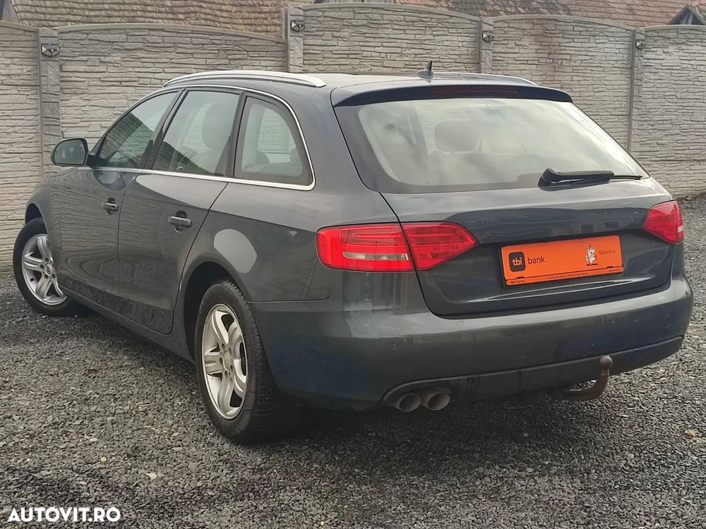 Audi A4 - 4
