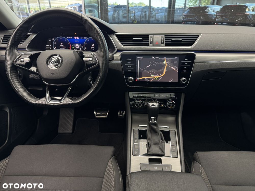 Skoda Superb 2.0 TSI 4x4 Scout DSG - 19