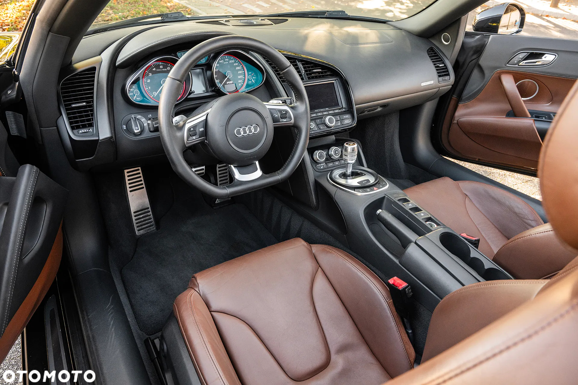 Audi R8 5.2 FSI quattro R tronic - 22