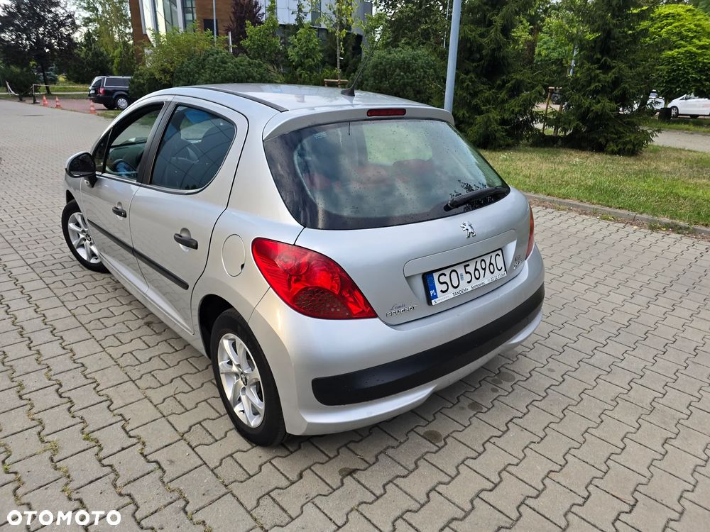 Peugeot 207 1.6 HDi 16V Trendy - 17
