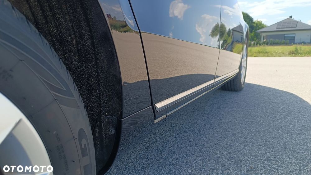 Volkswagen Passat 2.0 TDI Comfortline - 17