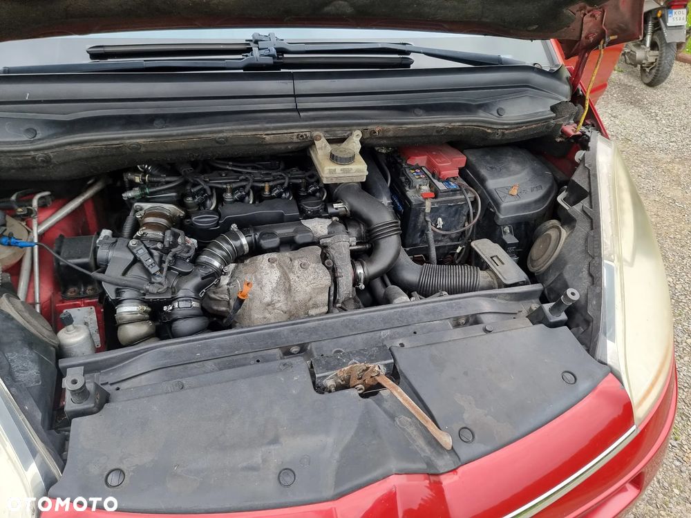 Citroën C4 Picasso 1.6 HDi Impress - 24
