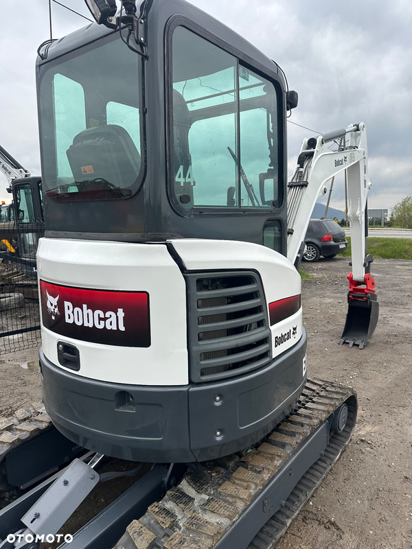 Bobcat E26