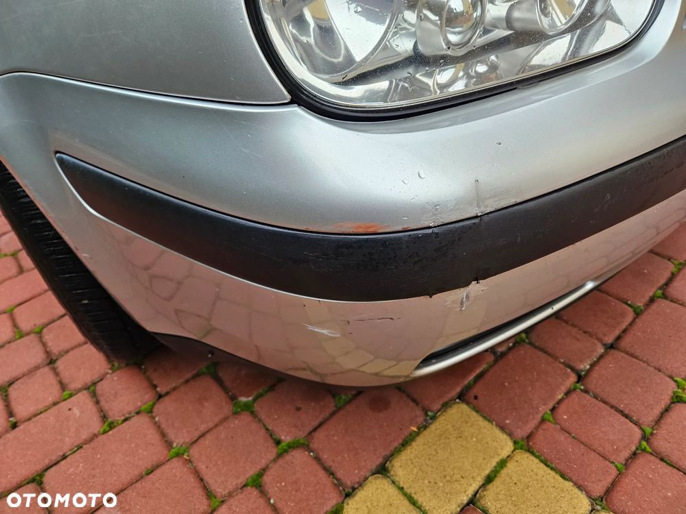Volkswagen Golf - 4