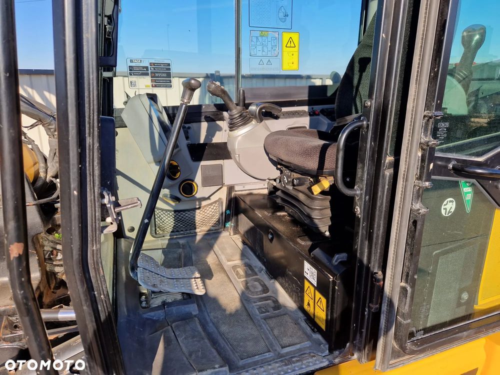 JCB 85Z-2 * next gen * 2021r. *  1 443 mth * Klimatyzacja * 4 łyżki * - 18