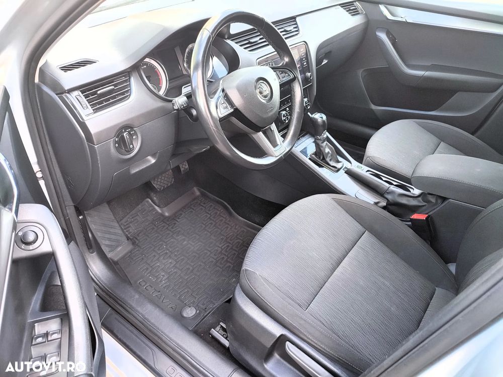 Skoda Octavia - 7