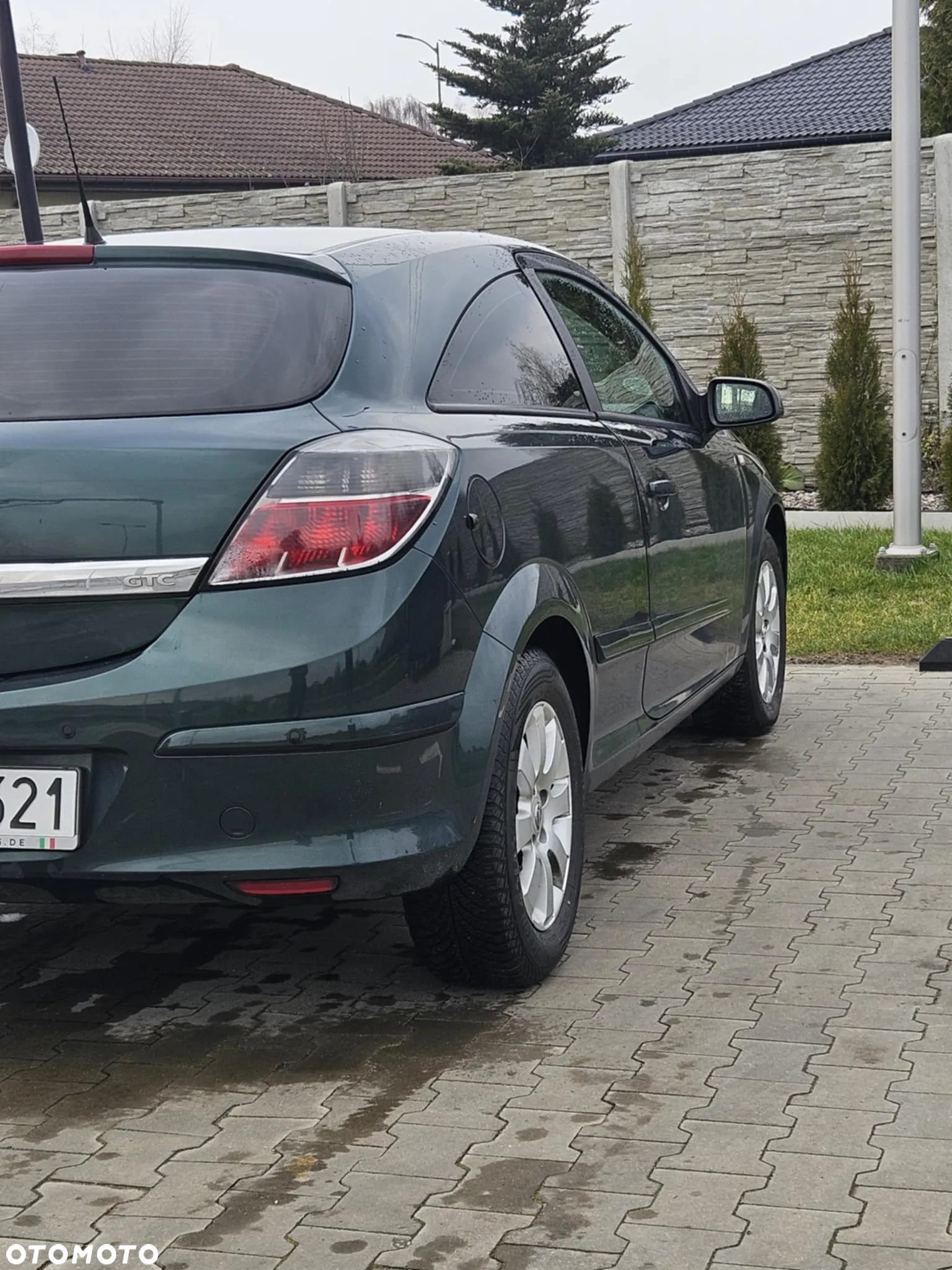 Opel Astra III GTC 1.6 Essentia Easytronic - 8