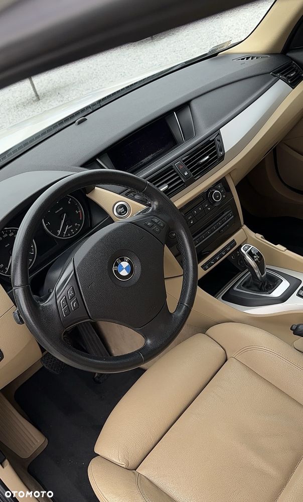 BMW X1 - 15