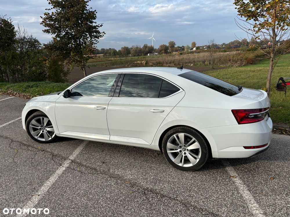 Skoda Superb 2.0 TDI Style - 7