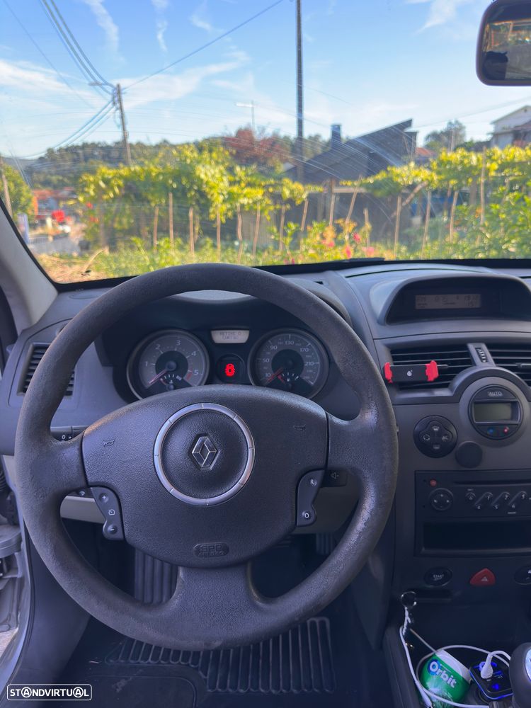 Renault Mégane Break 1.5 dCi Authentique - 9