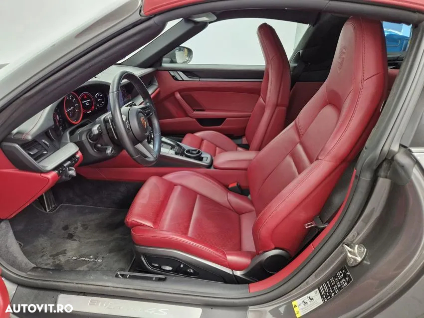 Porsche 911 Targa 4S PDK - 7