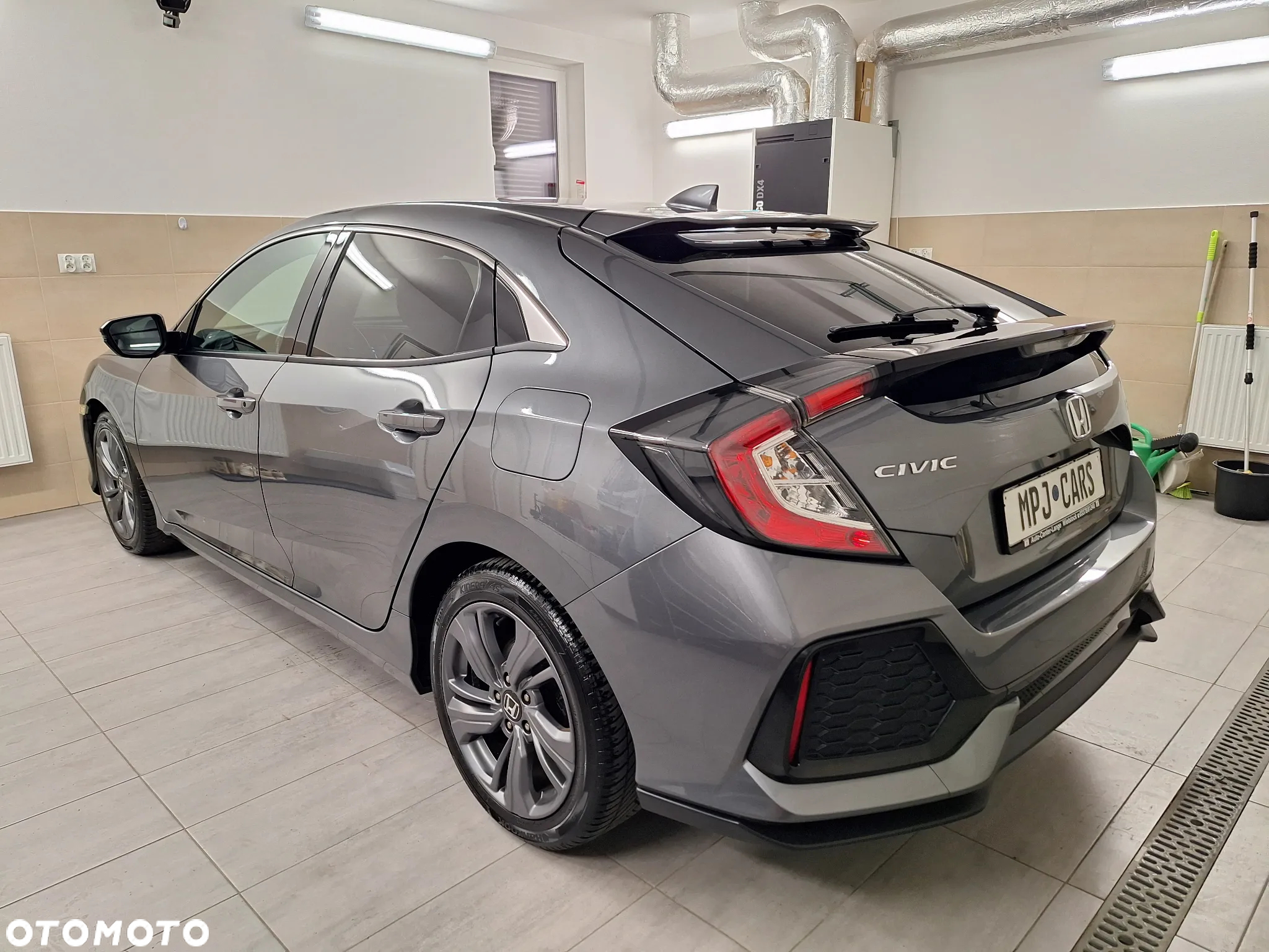 Honda Civic 1.0 i-VTEC Turbo CVT Executive - 9