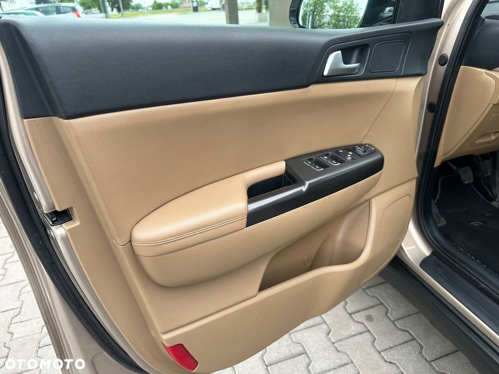 Kia Sportage 1.6 GDI Business Line 2WD - 30