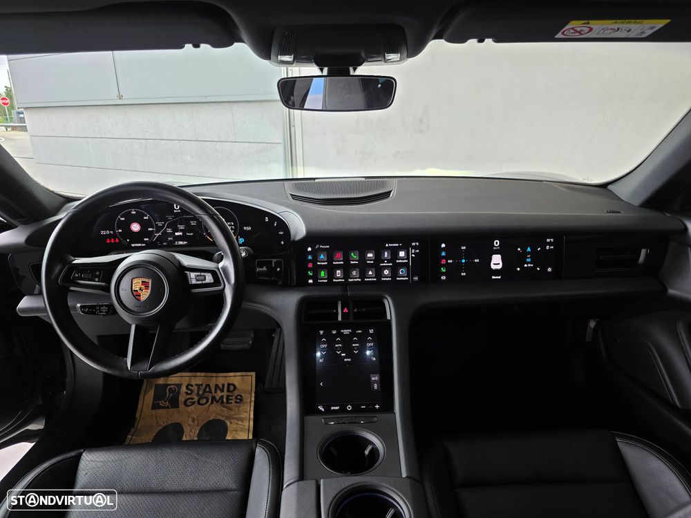 Porsche Taycan Sport Turismo Standard - 34
