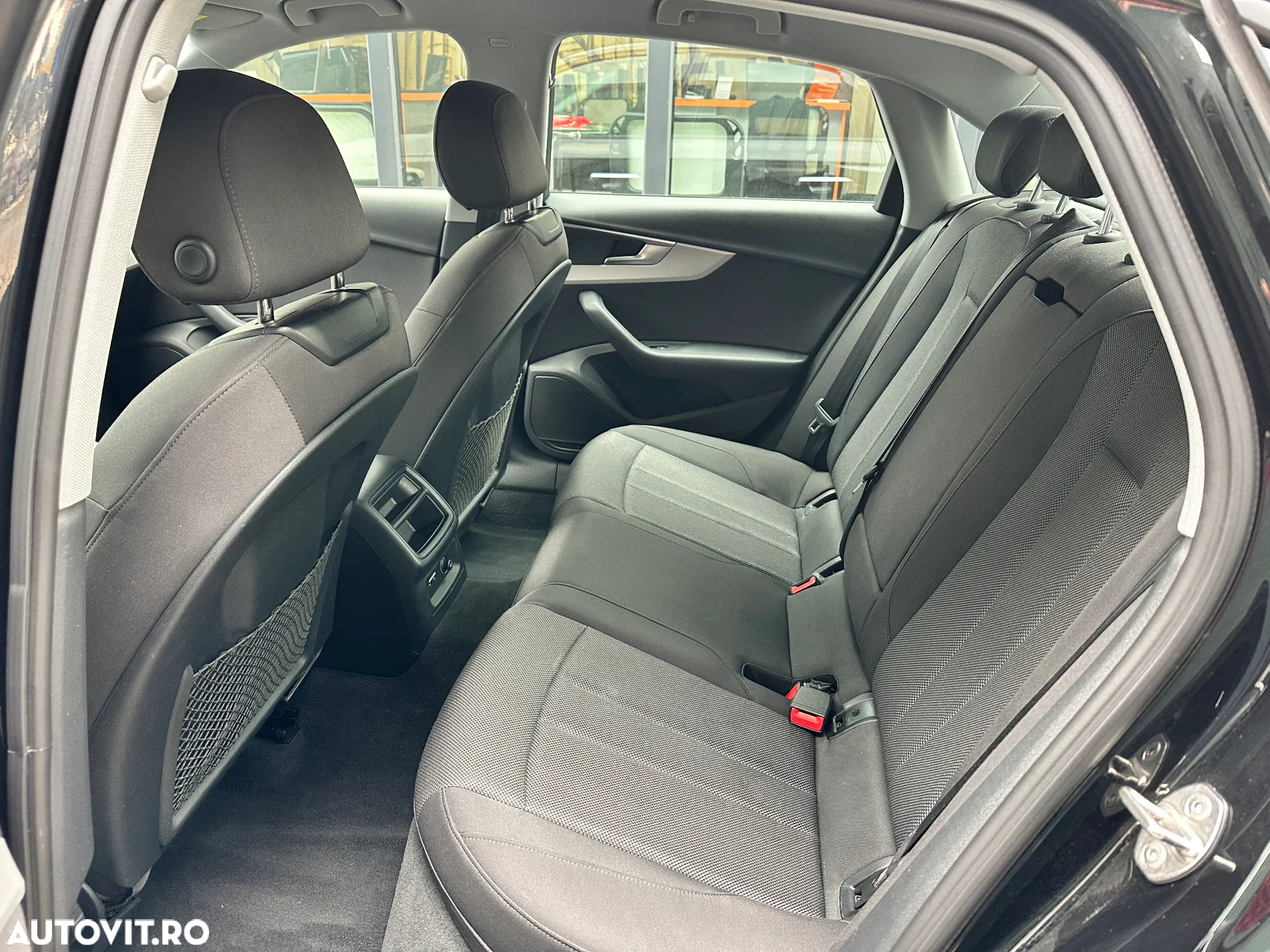 Audi A4 35 TDI S tronic MHEV Advanced - 9