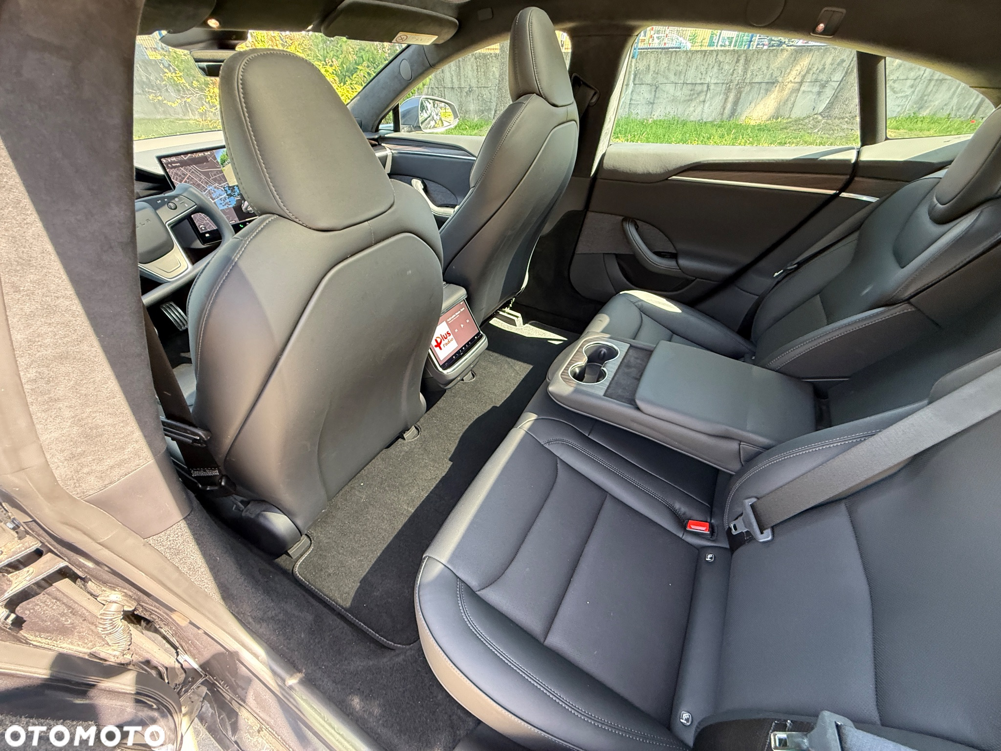Tesla Model S Long Range - 11