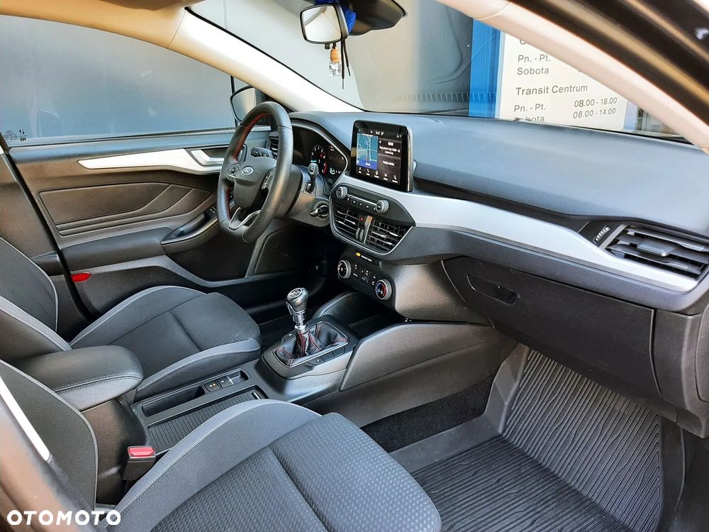 Ford Focus 1.0 EcoBoost Trend Edition - 30