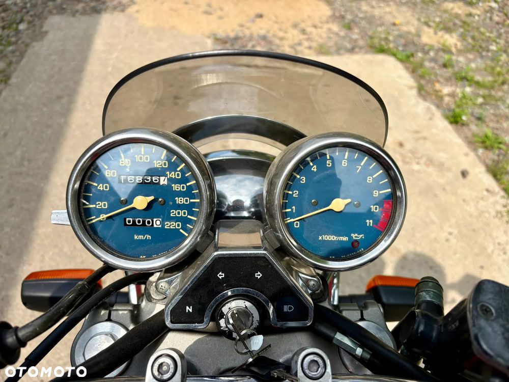 Yamaha XJ - 5