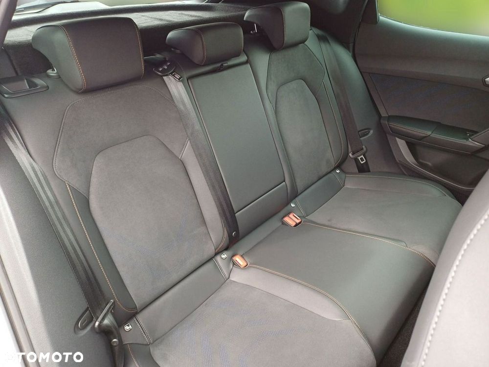 Cupra Formentor 1.5 eTSI mHEV DSG - 16