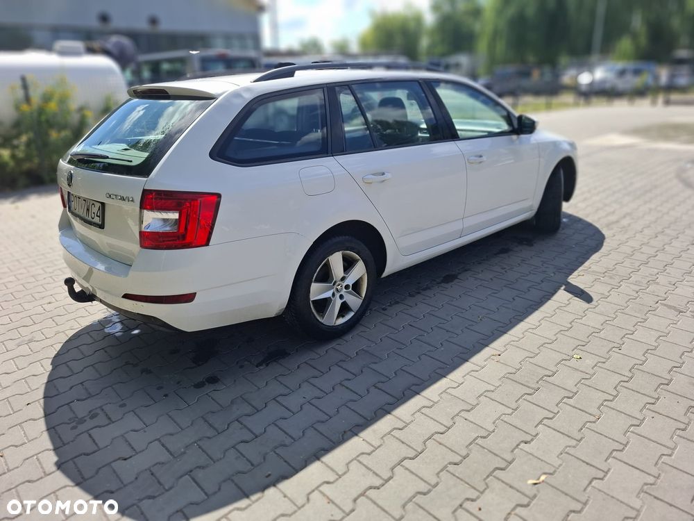 Skoda Octavia 2.0 TDI Ambition DSG - 4