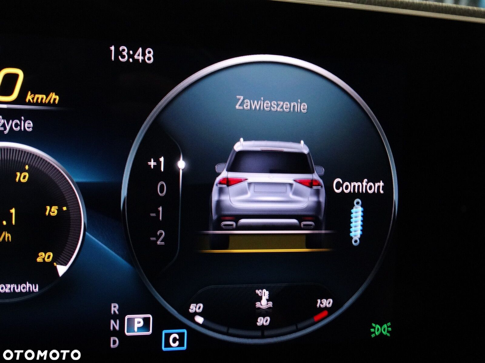 Mercedes-Benz GLE - 28