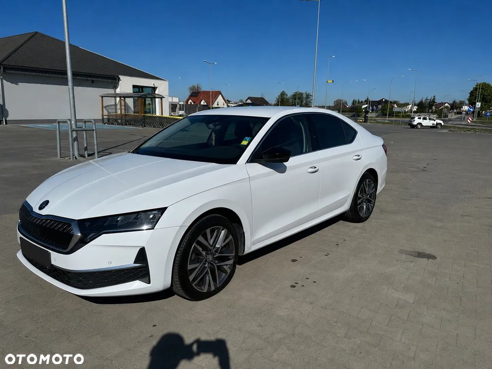 Skoda Octavia 1.5 TSI mHEV Selection DSG - 3