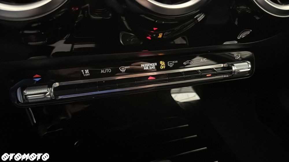 Mercedes-Benz Klasa A 200 Progressive 7G-DCT - 15