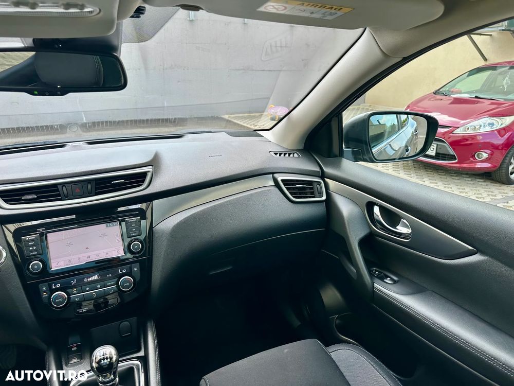 Nissan Qashqai - 10