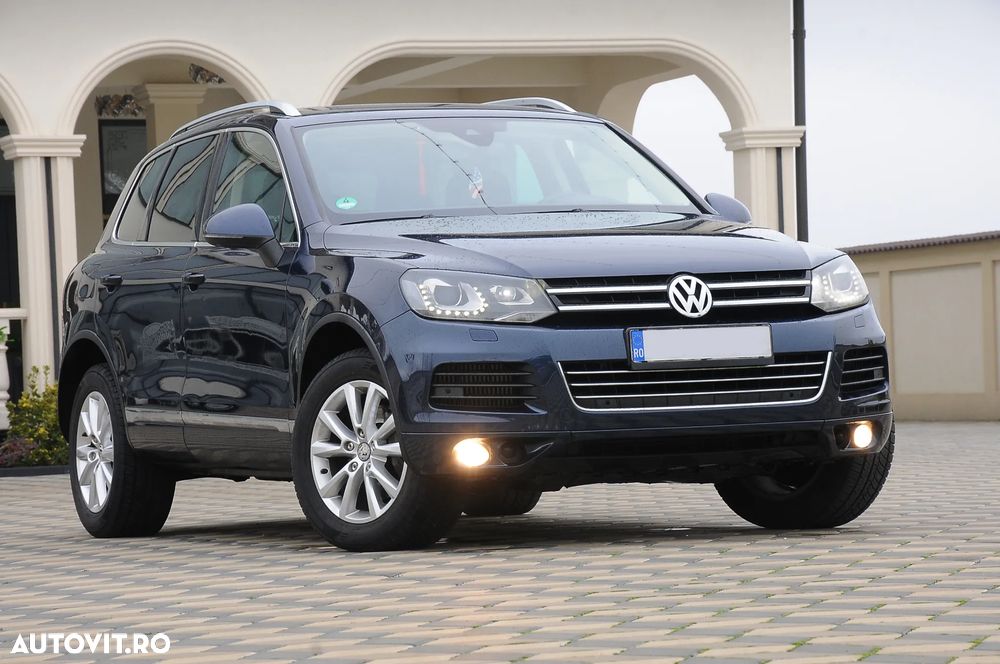 Volkswagen Touareg - 1