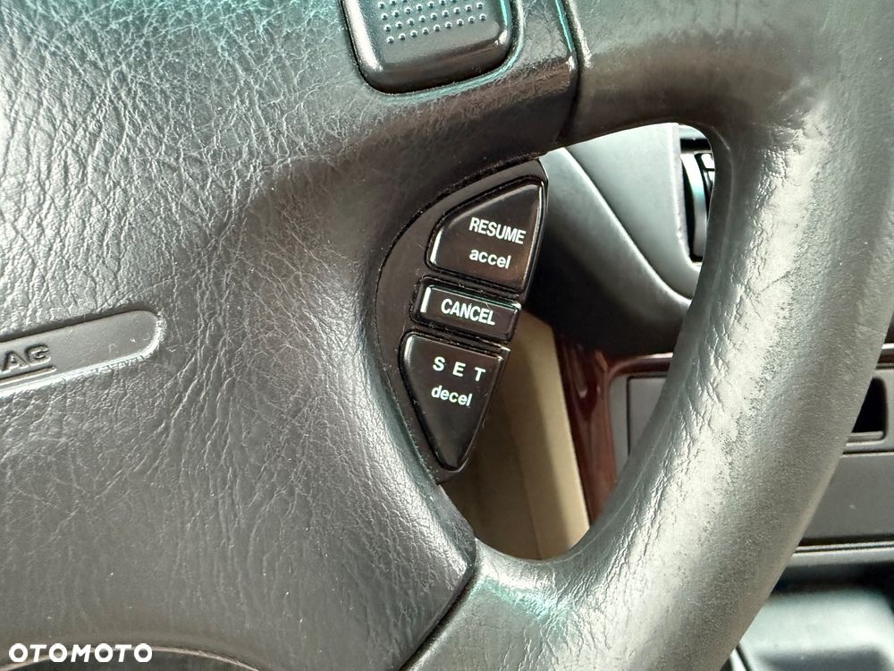 Honda Accord 2.0 ES - 10