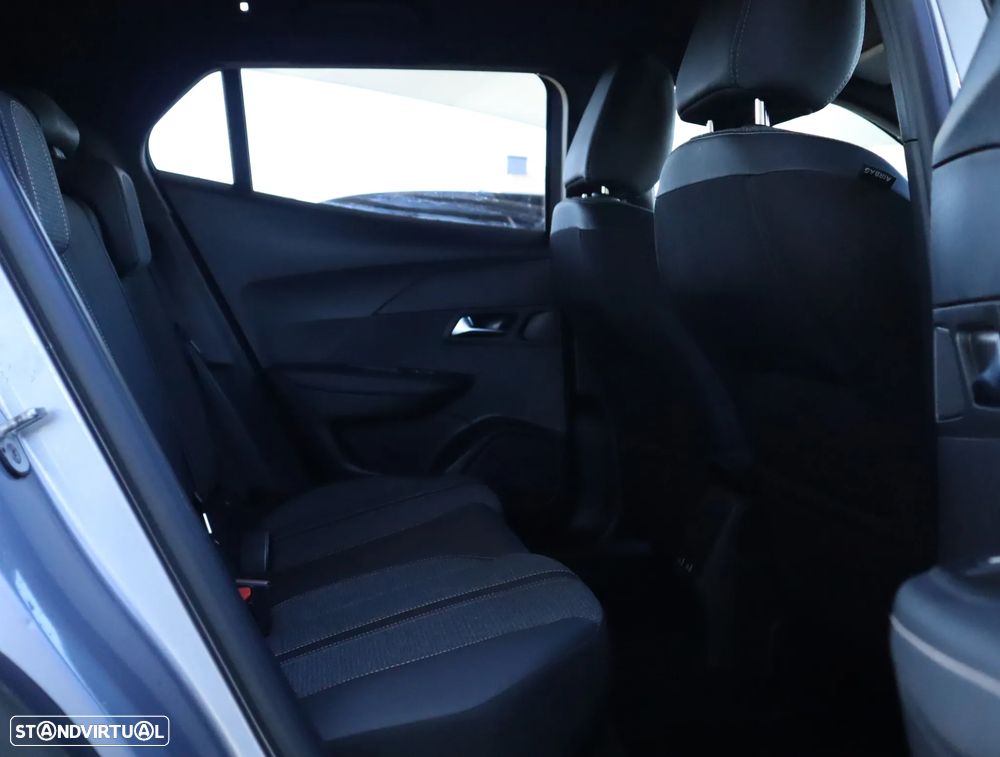 Peugeot 2008 1.2 Allure - 22