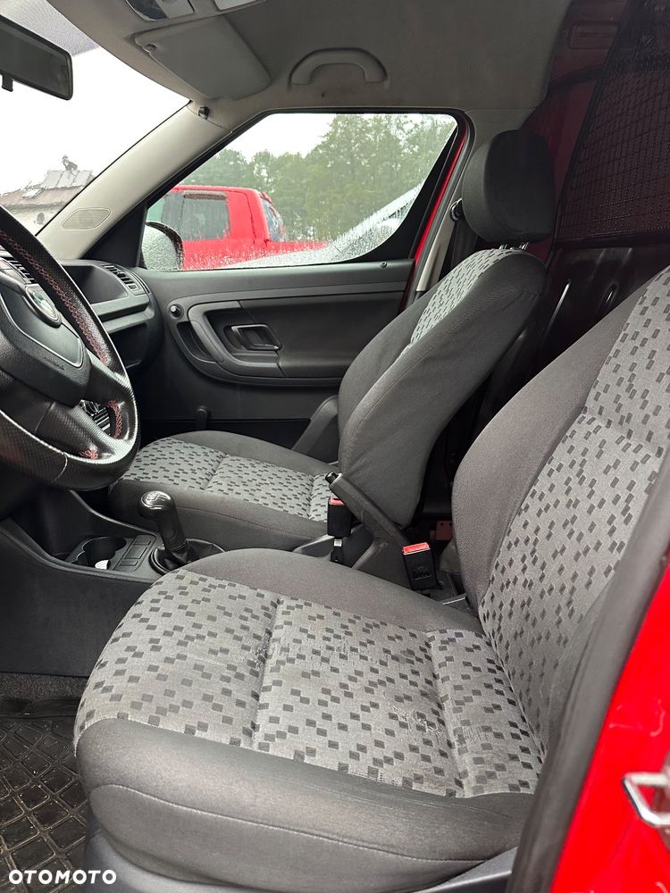 Škoda Roomster - 8