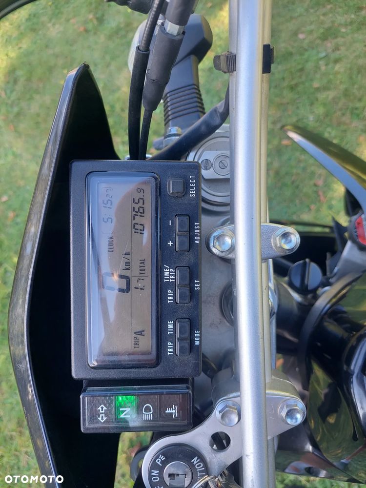 Suzuki DR-Z - 20