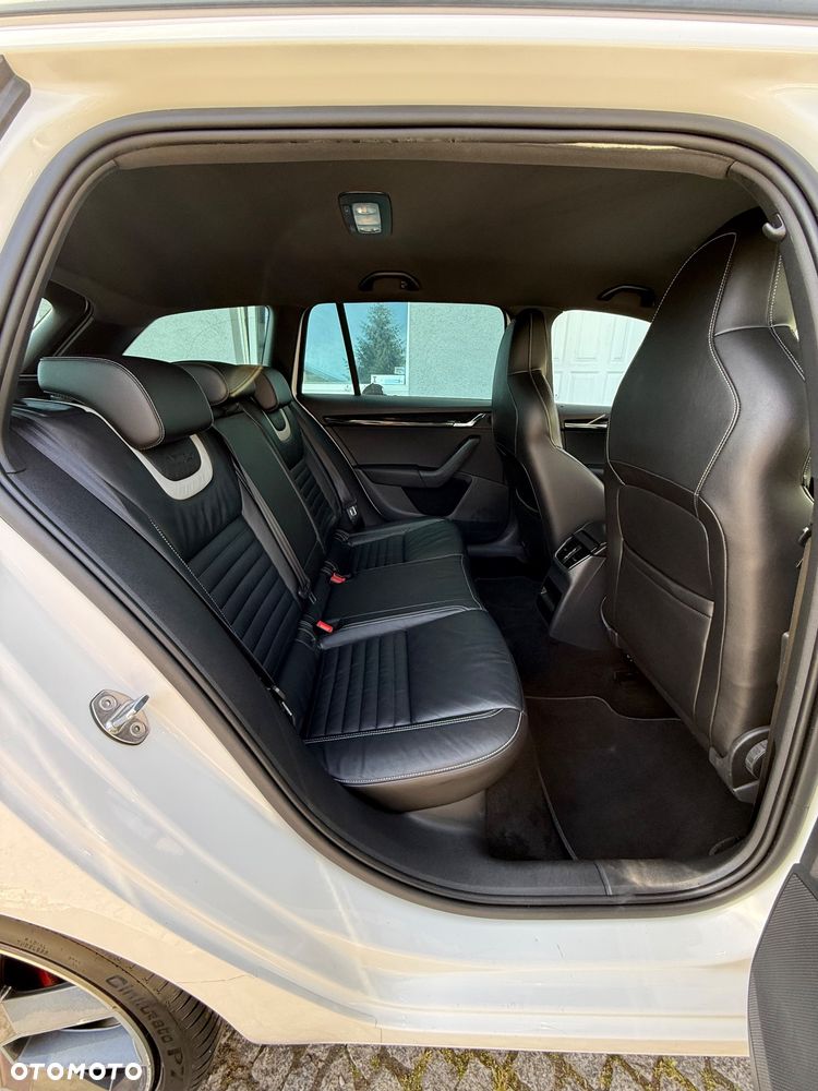 Skoda Octavia 2.0 TDI (Green tec) RS - 21