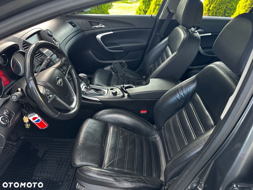 Opel Insignia - 14