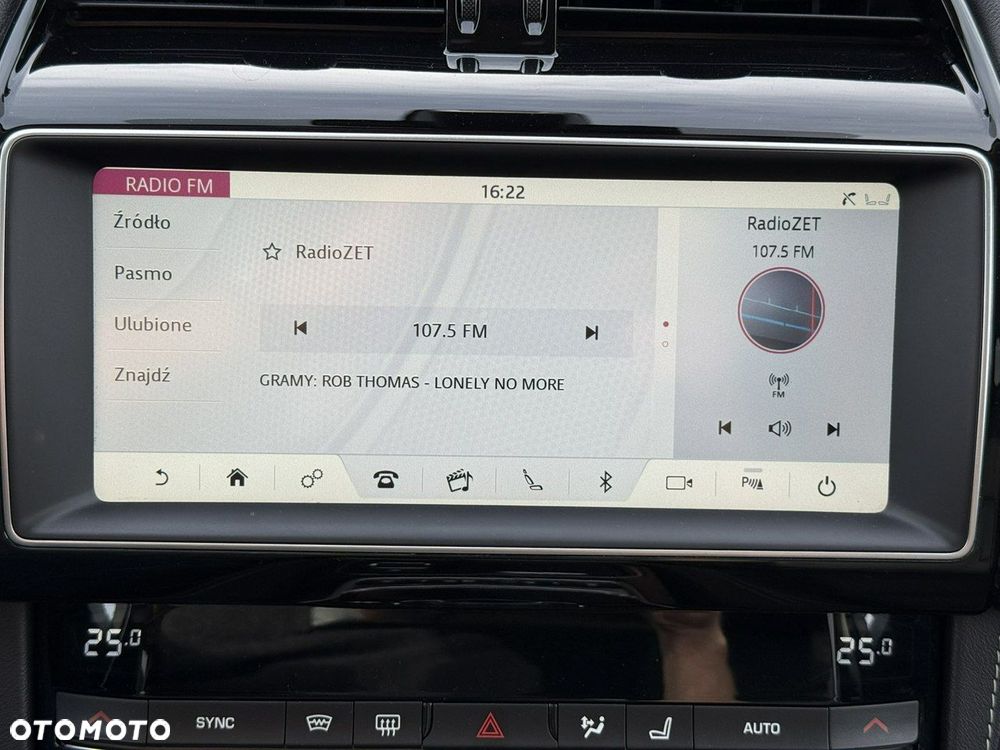 Jaguar F-Pace 2.0 i4D AWD R-Sport - 32