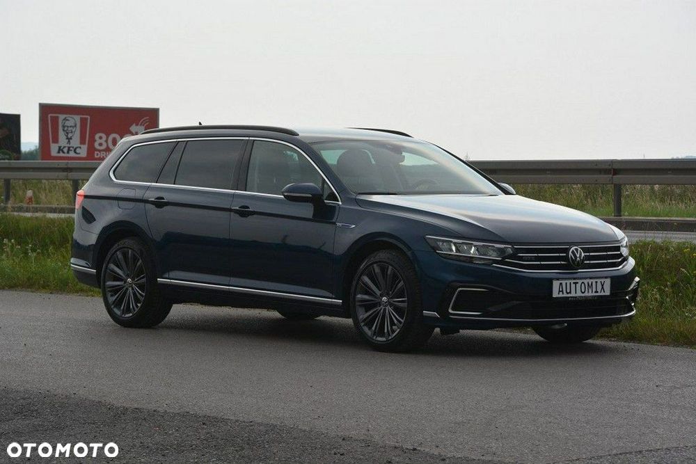 Volkswagen Passat - 9