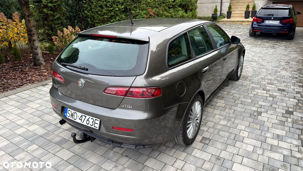 Alfa Romeo 159 2009 photo 5