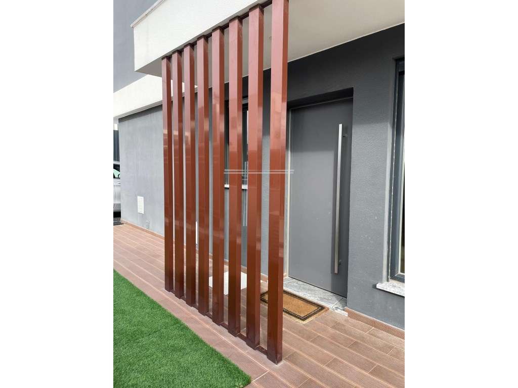 Moradia isolada T4, arquitetura contemporânea com piscina - Quinta ... - Grande imagem: 3/45