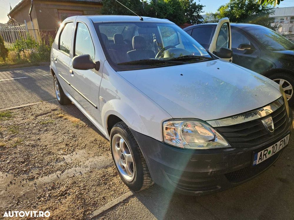 Dacia Logan 1.2 16V Laureate - 1