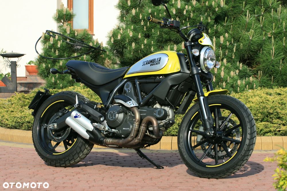 Ducati Scrambler - 1