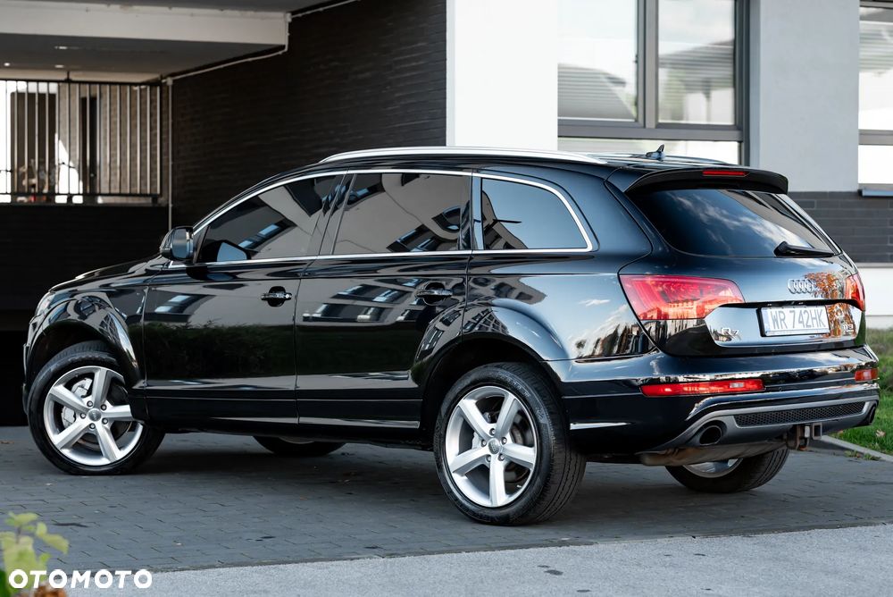 Audi Q7 3.0 TFSI Quattro Tiptronic - 5