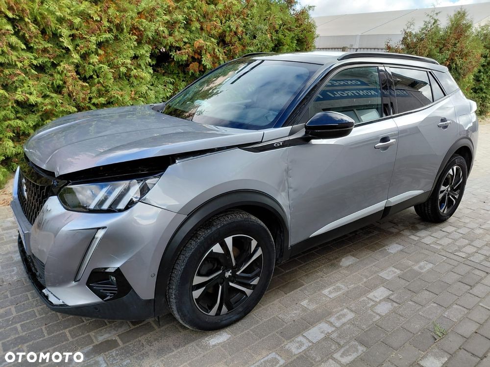 Peugeot 2008 1.2 PureTech GT Line S&S - 10