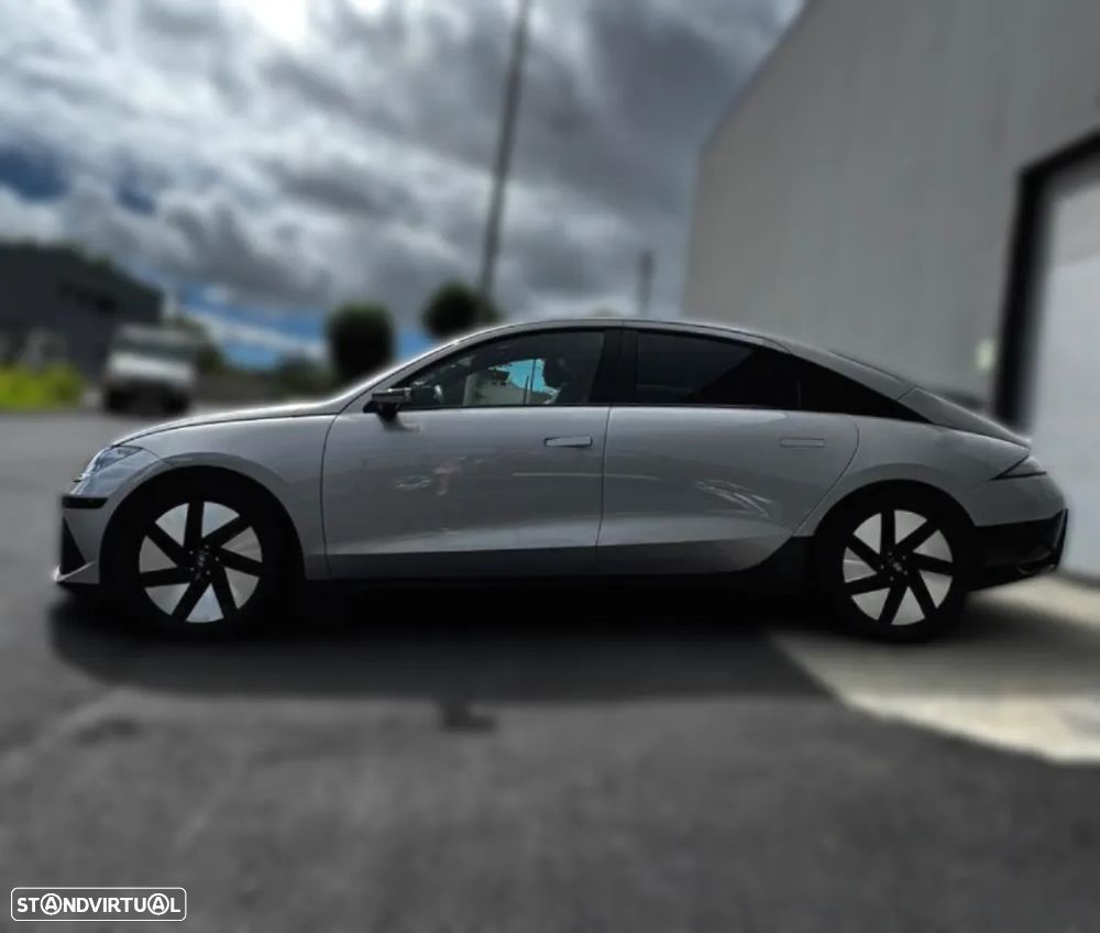 Hyundai Ioniq 6 - 2