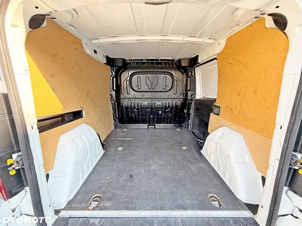 Fiat Doblo - 8
