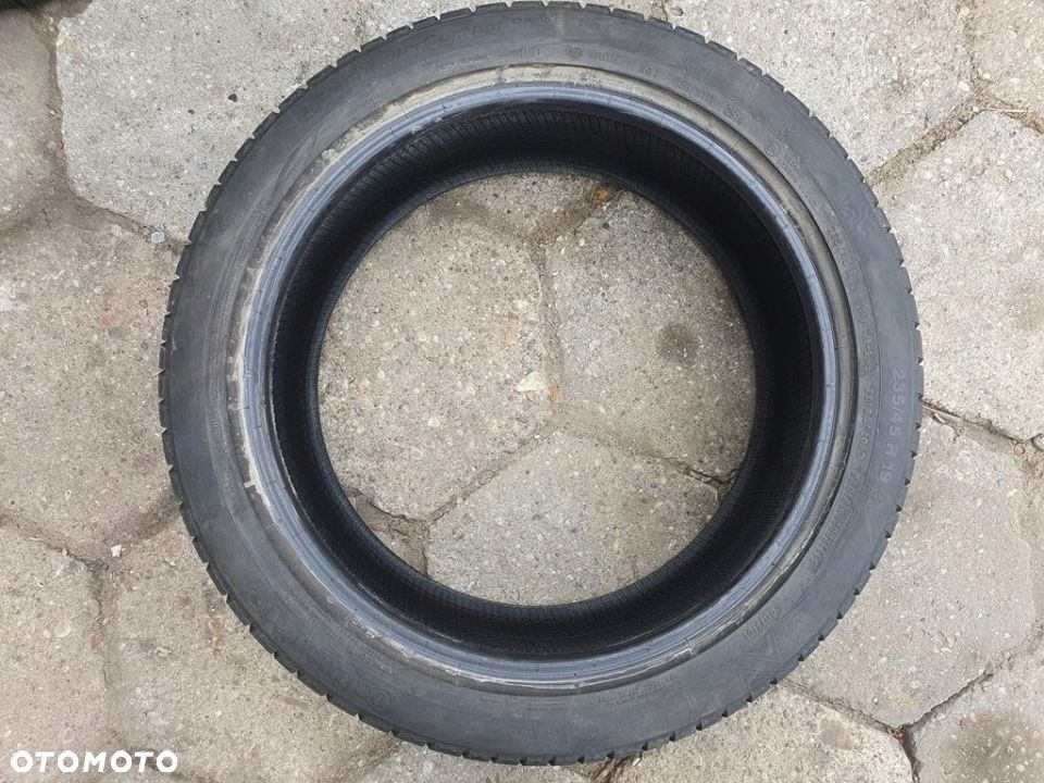 235/45R19 Continental ContiWinterContact zima 5,3 - 9