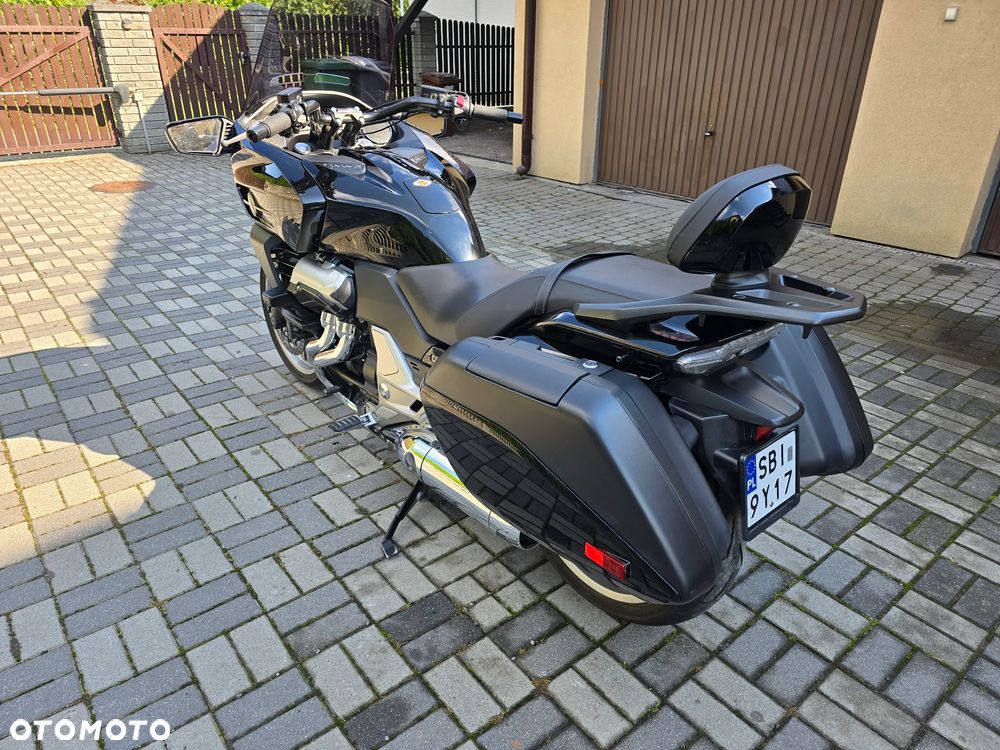 Honda CTX - 5