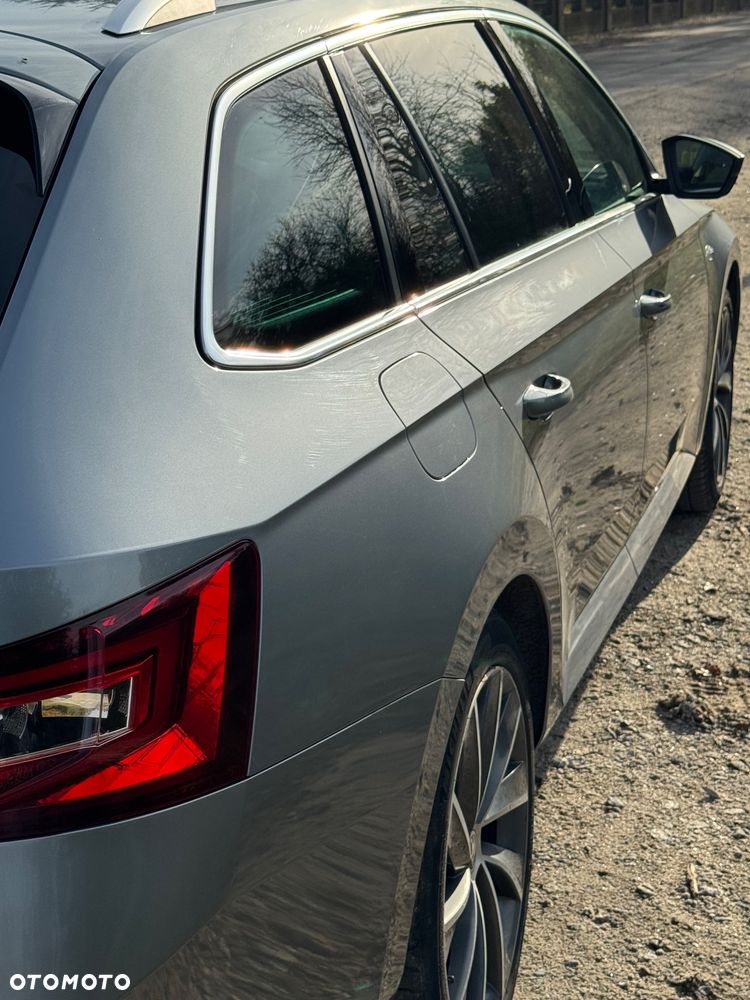 Skoda Superb 2.0 TDI 4x4 L&K DSG - 3