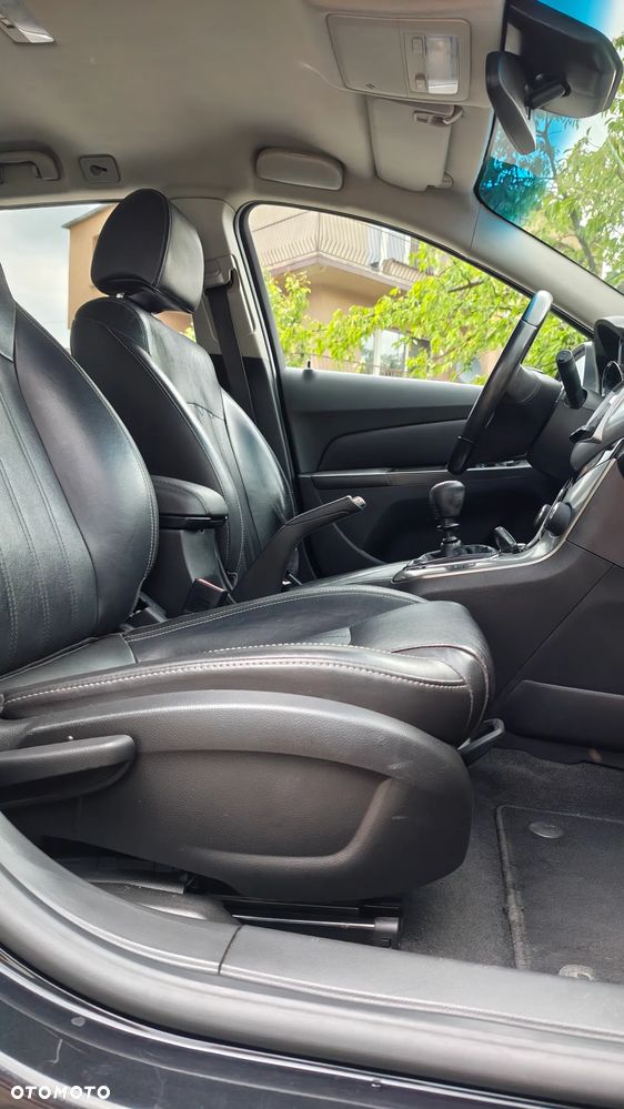 Chevrolet Cruze 1.4T LTZ+ - 25