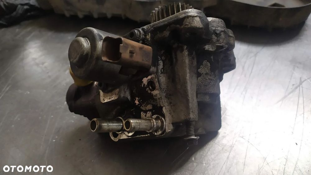 Pompa wtryskowa paliwa Peugeot BlueHdi